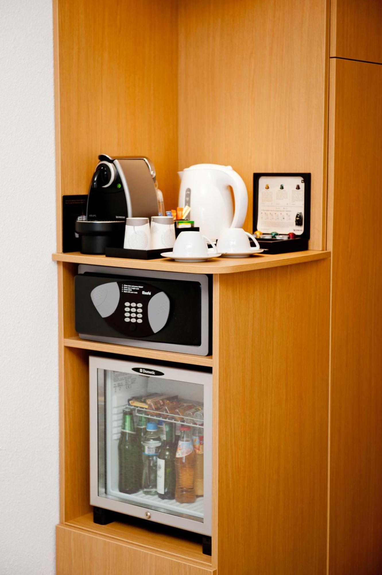 Hotell Novotel Airport 4*